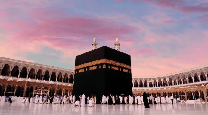 Essential Travel Tips for London Muslims Going on Umrah